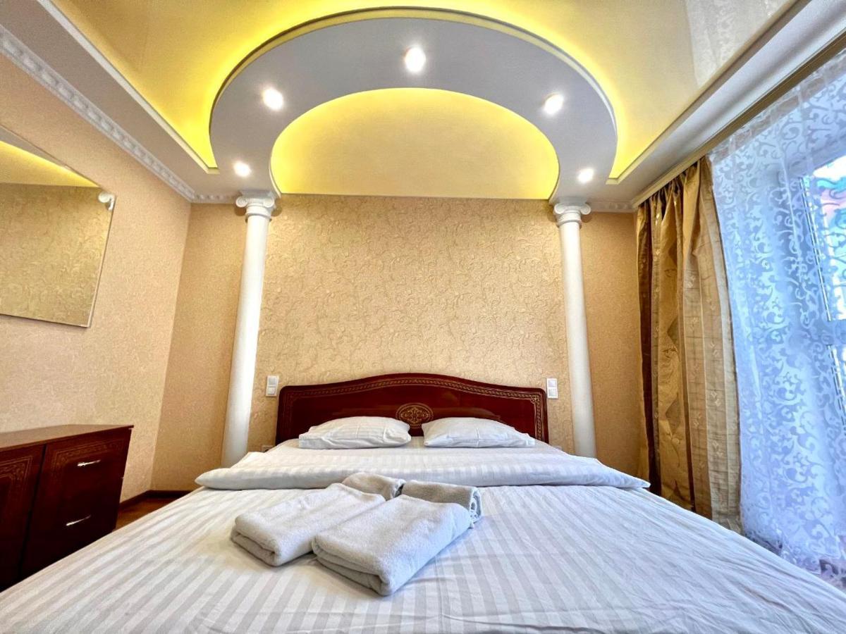 Apartpoltava Двокімнатні Апартаменти, До 6 Спальних Місць, Кутова Ванна, Корпусний Парк, Документи Для Відрядження Eksteriør billede